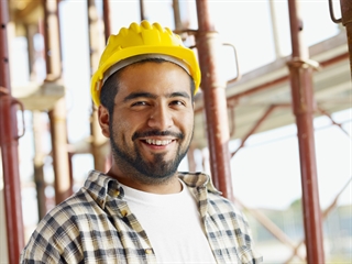 Milwaukee Builds Program Milwaukee Builds Program
